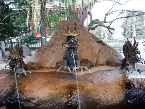 浅草神社の手水舎
