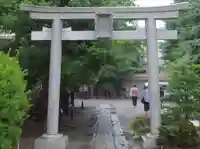 被官稲荷神社の鳥居