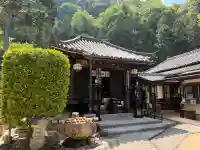 法起院の{uncategorized: "未分類", other: "その他", undefined: "問題あり", building: "その他建物", grave: "お墓", sacred_gate: "鳥居", guardian: "狛犬", statue: "像", buddha: "仏像", history: "歴史", nature: "自然", garden: "庭園", animal: "動物", pagoda: "塔", temizu: "手水舎", mountain_gate: "山門・神門", sanctuary: "本殿・本堂", subordinate: "末社・摂社", art: "芸術", scenery: "景色", jizo: "地蔵", ema: "絵馬", goshuin: "御朱印", omikuji: "おみくじ", items: "授与品その他", amulet: "お守り", goshuincho: "御朱印帳", eats: "食事", festival: "お祭り", votive_dance: "神楽", shichigosan: "七五三参", wedding: "結婚式", experience: "体験その他", initially: "初詣", around: "周辺", anti_infection: "感染症対策"}