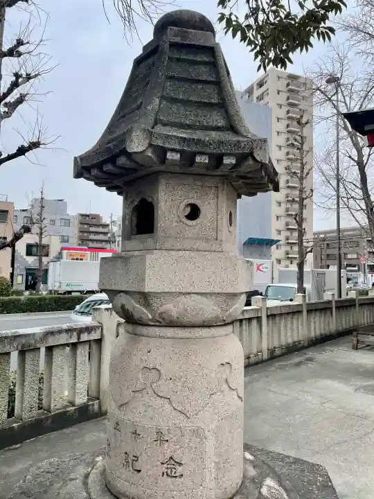 河原町稲荷神社の{uncategorized: "未分類", other: "その他", undefined: "問題あり", building: "その他建物", grave: "お墓", sacred_gate: "鳥居", guardian: "狛犬", statue: "像", buddha: "仏像", history: "歴史", nature: "自然", garden: "庭園", animal: "動物", pagoda: "塔", temizu: "手水舎", mountain_gate: "山門・神門", sanctuary: "本殿・本堂", subordinate: "末社・摂社", art: "芸術", scenery: "景色", jizo: "地蔵", ema: "絵馬", goshuin: "御朱印", omikuji: "おみくじ", items: "授与品その他", amulet: "お守り", goshuincho: "御朱印帳", eats: "食事", festival: "お祭り", votive_dance: "神楽", shichigosan: "七五三参", wedding: "結婚式", experience: "体験その他", initially: "初詣", around: "周辺", anti_infection: "感染症対策"}