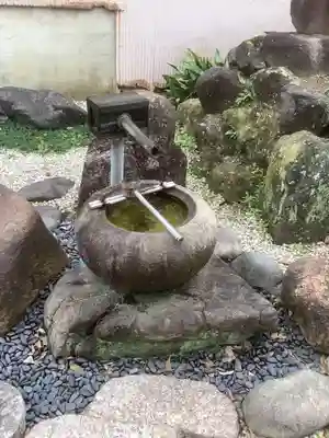 阿弥陀寺の手水舎