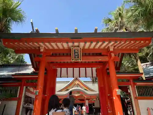 青島神社（青島神宮）の山門