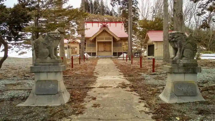 山越諏訪神社の狛犬