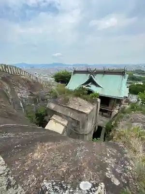 生石神社の本殿・本堂