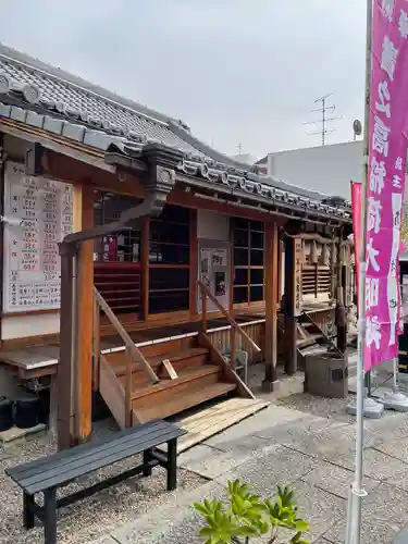 観音寺の本殿