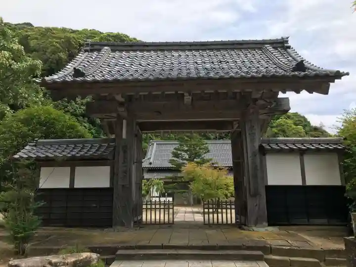 一畑薬師の山門・神門