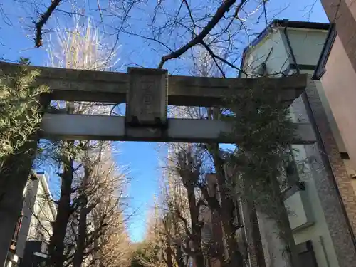 横浜一之宮神社の鳥居