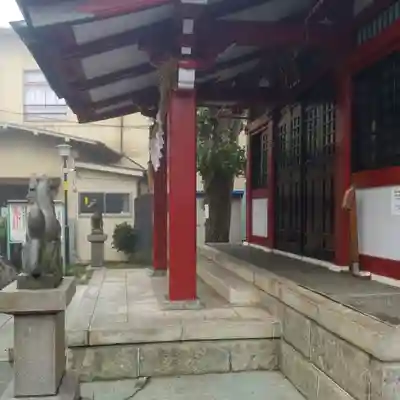 篠原稲荷神社の本殿・本堂