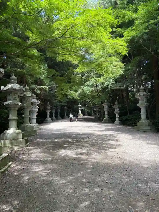香取神宮の{uncategorized: "未分類", other: "その他", undefined: "問題あり", building: "その他建物", grave: "お墓", sacred_gate: "鳥居", guardian: "狛犬", statue: "像", buddha: "仏像", history: "歴史", nature: "自然", garden: "庭園", animal: "動物", pagoda: "塔", temizu: "手水舎", mountain_gate: "山門・神門", sanctuary: "本殿・本堂", subordinate: "末社・摂社", art: "芸術", scenery: "景色", jizo: "地蔵", ema: "絵馬", goshuin: "御朱印", omikuji: "おみくじ", items: "授与品その他", amulet: "お守り", goshuincho: "御朱印帳", eats: "食事", festival: "お祭り", votive_dance: "神楽", shichigosan: "七五三参", wedding: "結婚式", experience: "体験その他", initially: "初詣", around: "周辺", anti_infection: "感染症対策"}