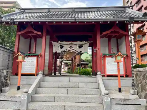 仙台大神宮の山門・神門