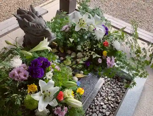 滑川神社 - 仕事と子どもの守り神の手水