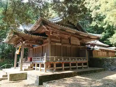 青木社の本殿・本堂