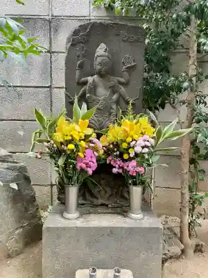 圓乘寺の{uncategorized: "未分類", other: "その他", undefined: "問題あり", building: "その他建物", grave: "お墓", sacred_gate: "鳥居", guardian: "狛犬", statue: "像", buddha: "仏像", history: "歴史", nature: "自然", garden: "庭園", animal: "動物", pagoda: "塔", temizu: "手水舎", mountain_gate: "山門・神門", sanctuary: "本殿・本堂", subordinate: "末社・摂社", art: "芸術", scenery: "景色", jizo: "地蔵", ema: "絵馬", goshuin: "御朱印", omikuji: "おみくじ", items: "授与品その他", amulet: "お守り", goshuincho: "御朱印帳", eats: "食事", festival: "お祭り", votive_dance: "神楽", shichigosan: "七五三参", wedding: "結婚式", experience: "体験その他", initially: "初詣", around: "周辺", anti_infection: "感染症対策"}