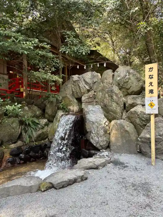 椿大神社の{uncategorized: "未分類", other: "その他", undefined: "問題あり", building: "その他建物", grave: "お墓", sacred_gate: "鳥居", guardian: "狛犬", statue: "像", buddha: "仏像", history: "歴史", nature: "自然", garden: "庭園", animal: "動物", pagoda: "塔", temizu: "手水舎", mountain_gate: "山門・神門", sanctuary: "本殿・本堂", subordinate: "末社・摂社", art: "芸術", scenery: "景色", jizo: "地蔵", ema: "絵馬", goshuin: "御朱印", omikuji: "おみくじ", items: "授与品その他", amulet: "お守り", goshuincho: "御朱印帳", eats: "食事", festival: "お祭り", votive_dance: "神楽", shichigosan: "七五三参", wedding: "結婚式", experience: "体験その他", initially: "初詣", around: "周辺", anti_infection: "感染症対策"}
