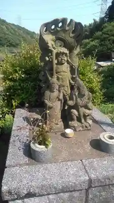 平山観音院の仏像