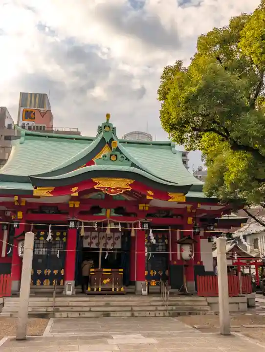 御霊神社の{uncategorized: "未分類", other: "その他", undefined: "問題あり", building: "その他建物", grave: "お墓", sacred_gate: "鳥居", guardian: "狛犬", statue: "像", buddha: "仏像", history: "歴史", nature: "自然", garden: "庭園", animal: "動物", pagoda: "塔", temizu: "手水舎", mountain_gate: "山門・神門", sanctuary: "本殿・本堂", subordinate: "末社・摂社", art: "芸術", scenery: "景色", jizo: "地蔵", ema: "絵馬", goshuin: "御朱印", omikuji: "おみくじ", items: "授与品その他", amulet: "お守り", goshuincho: "御朱印帳", eats: "食事", festival: "お祭り", votive_dance: "神楽", shichigosan: "七五三参", wedding: "結婚式", experience: "体験その他", initially: "初詣", around: "周辺", anti_infection: "感染症対策"}