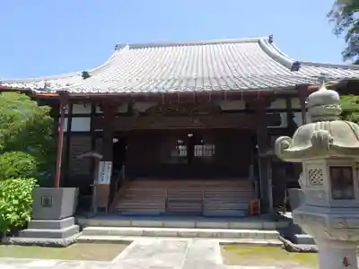 薬王寺の本殿・本堂