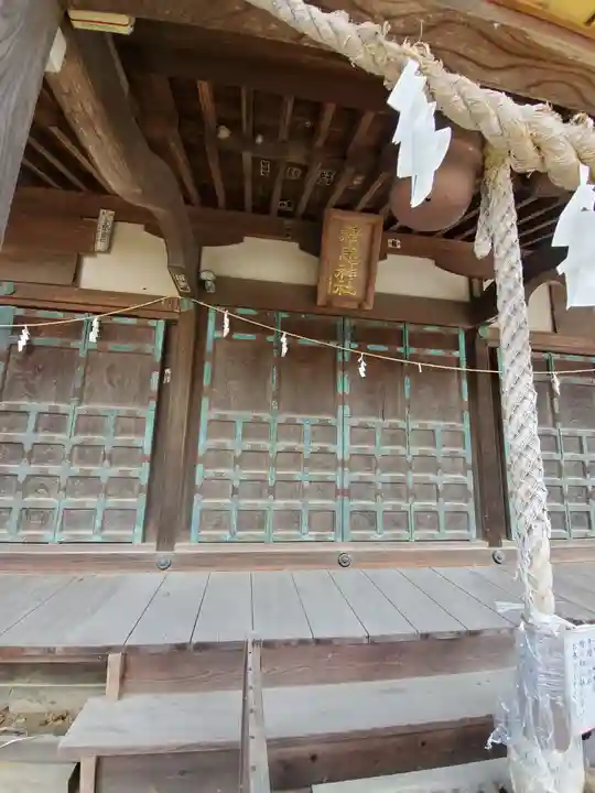 精忠神社の本殿・本堂