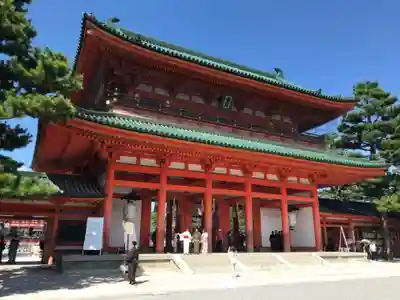 平安神宮の山門・神門