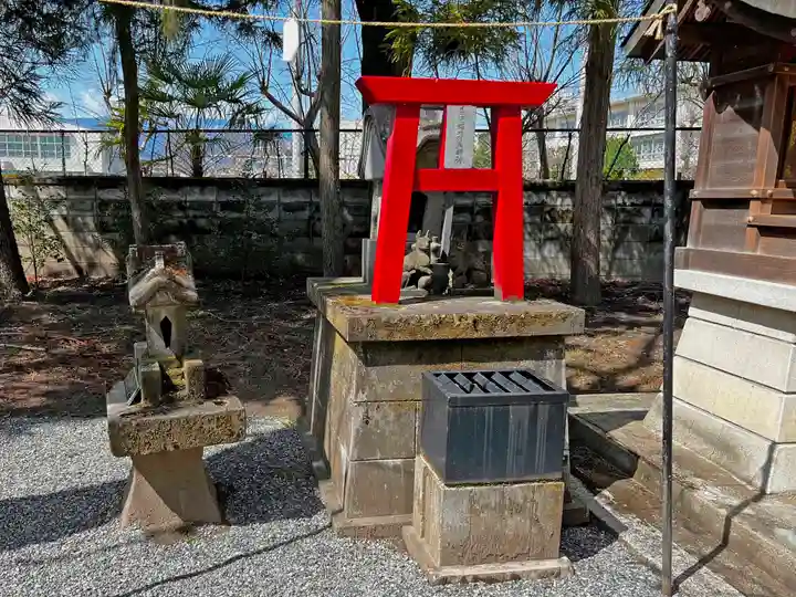 穴切大神社の末社・摂社