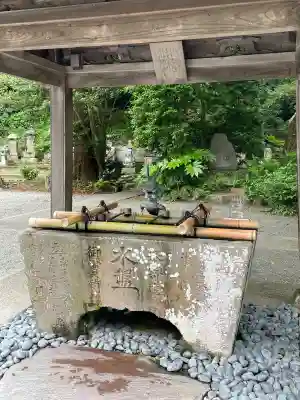 妙本寺の{uncategorized: "未分類", other: "その他", undefined: "問題あり", building: "その他建物", grave: "お墓", sacred_gate: "鳥居", guardian: "狛犬", statue: "像", buddha: "仏像", history: "歴史", nature: "自然", garden: "庭園", animal: "動物", pagoda: "塔", temizu: "手水舎", mountain_gate: "山門・神門", sanctuary: "本殿・本堂", subordinate: "末社・摂社", art: "芸術", scenery: "景色", jizo: "地蔵", ema: "絵馬", goshuin: "御朱印", omikuji: "おみくじ", items: "授与品その他", amulet: "お守り", goshuincho: "御朱印帳", eats: "食事", festival: "お祭り", votive_dance: "神楽", shichigosan: "七五三参", wedding: "結婚式", experience: "体験その他", initially: "初詣", around: "周辺", anti_infection: "感染症対策"}