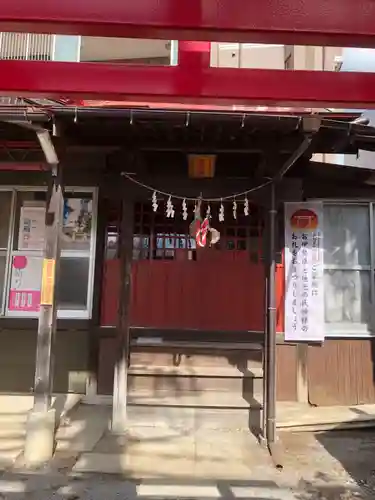 箭弓稲荷神社の本殿