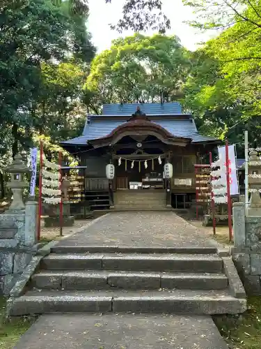 熊野神社の{uncategorized: "未分類", other: "その他", undefined: "問題あり", building: "その他建物", grave: "お墓", sacred_gate: "鳥居", guardian: "狛犬", statue: "像", buddha: "仏像", history: "歴史", nature: "自然", garden: "庭園", animal: "動物", pagoda: "塔", temizu: "手水舎", mountain_gate: "山門・神門", sanctuary: "本殿・本堂", subordinate: "末社・摂社", art: "芸術", scenery: "景色", jizo: "地蔵", ema: "絵馬", goshuin: "御朱印", omikuji: "おみくじ", items: "授与品その他", amulet: "お守り", goshuincho: "御朱印帳", eats: "食事", festival: "お祭り", votive_dance: "神楽", shichigosan: "七五三参", wedding: "結婚式", experience: "体験その他", initially: "初詣", around: "周辺", anti_infection: "感染症対策"}