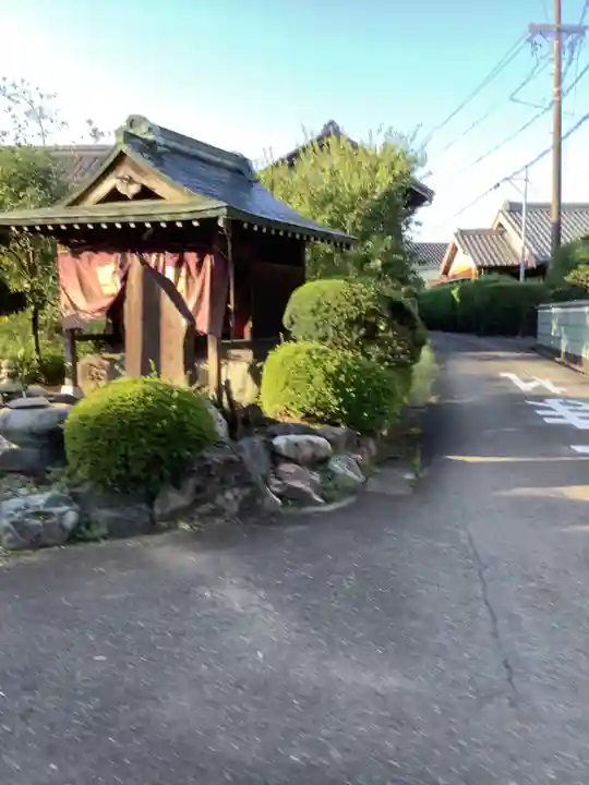 夜泣き地蔵のその他建物