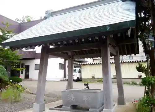 浦河神社の手水舎