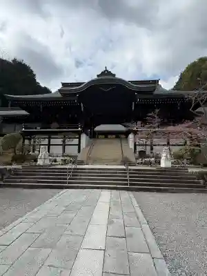近江神宮の{uncategorized: "未分類", other: "その他", undefined: "問題あり", building: "その他建物", grave: "お墓", sacred_gate: "鳥居", guardian: "狛犬", statue: "像", buddha: "仏像", history: "歴史", nature: "自然", garden: "庭園", animal: "動物", pagoda: "塔", temizu: "手水舎", mountain_gate: "山門・神門", sanctuary: "本殿・本堂", subordinate: "末社・摂社", art: "芸術", scenery: "景色", jizo: "地蔵", ema: "絵馬", goshuin: "御朱印", omikuji: "おみくじ", items: "授与品その他", amulet: "お守り", goshuincho: "御朱印帳", eats: "食事", festival: "お祭り", votive_dance: "神楽", shichigosan: "七五三参", wedding: "結婚式", experience: "体験その他", initially: "初詣", around: "周辺", anti_infection: "感染症対策"}