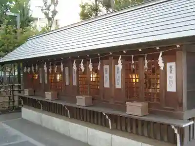 神明社の末社・摂社