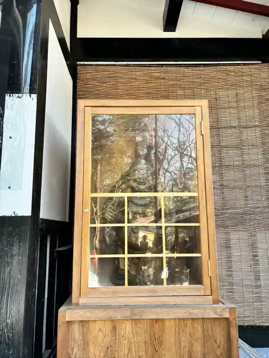 新屋山神社(山梨県)