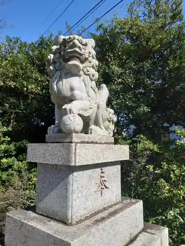 立川熊野神社の狛犬