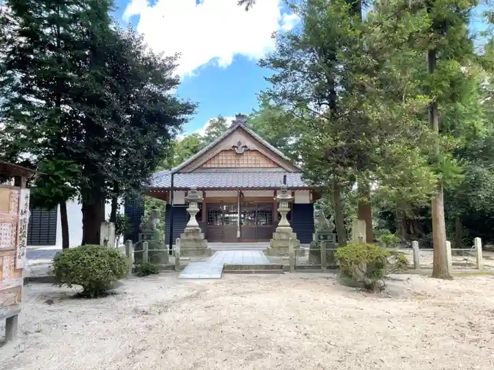 井手神社の本殿・本堂