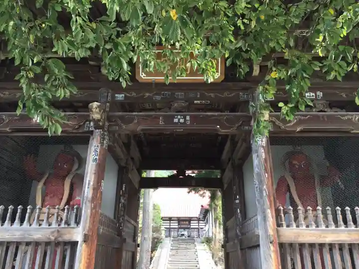 岩松院の山門・神門