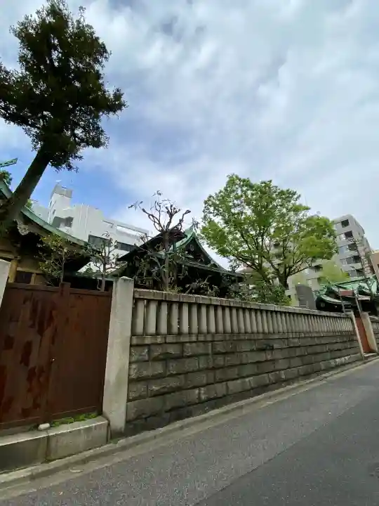 鐵砲洲稲荷神社の{uncategorized: "未分類", other: "その他", undefined: "問題あり", building: "その他建物", grave: "お墓", sacred_gate: "鳥居", guardian: "狛犬", statue: "像", buddha: "仏像", history: "歴史", nature: "自然", garden: "庭園", animal: "動物", pagoda: "塔", temizu: "手水舎", mountain_gate: "山門・神門", sanctuary: "本殿・本堂", subordinate: "末社・摂社", art: "芸術", scenery: "景色", jizo: "地蔵", ema: "絵馬", goshuin: "御朱印", omikuji: "おみくじ", items: "授与品その他", amulet: "お守り", goshuincho: "御朱印帳", eats: "食事", festival: "お祭り", votive_dance: "神楽", shichigosan: "七五三参", wedding: "結婚式", experience: "体験その他", initially: "初詣", around: "周辺", anti_infection: "感染症対策"}