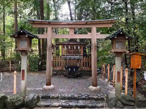 大神神社の末社・摂社
