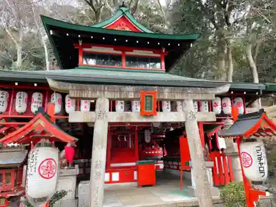諏訪神社・諏訪山稲荷神社の末社・摂社