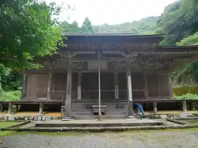 羽賀寺の本殿・本堂