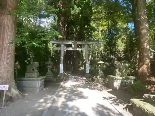 十和田神社の鳥居