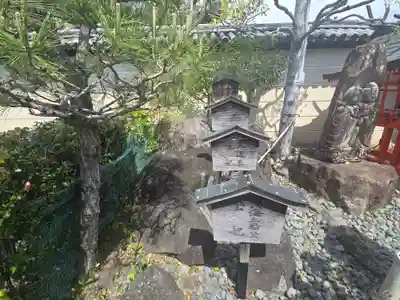 比賣神社（旧比賣塚）(奈良県)