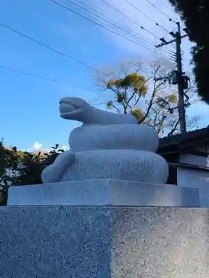 阿蘇白水龍神權現~白蛇神社~の狛犬