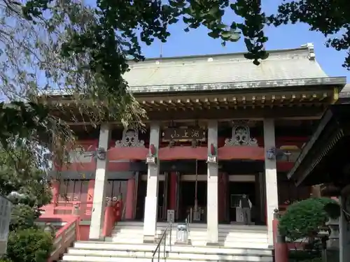 千葉寺の本殿・本堂