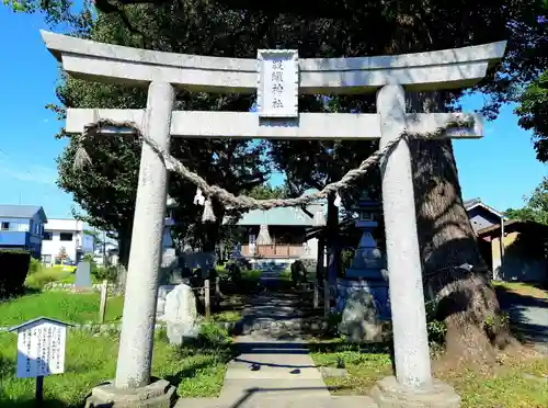 服織神社の鳥居