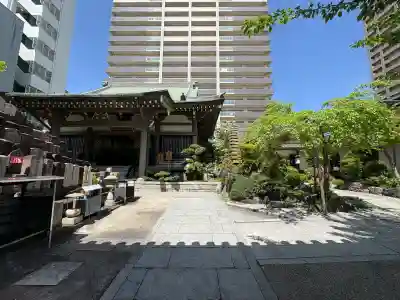 善導寺の{uncategorized: "未分類", other: "その他", undefined: "問題あり", building: "その他建物", grave: "お墓", sacred_gate: "鳥居", guardian: "狛犬", statue: "像", buddha: "仏像", history: "歴史", nature: "自然", garden: "庭園", animal: "動物", pagoda: "塔", temizu: "手水舎", mountain_gate: "山門・神門", sanctuary: "本殿・本堂", subordinate: "末社・摂社", art: "芸術", scenery: "景色", jizo: "地蔵", ema: "絵馬", goshuin: "御朱印", omikuji: "おみくじ", items: "授与品その他", amulet: "お守り", goshuincho: "御朱印帳", eats: "食事", festival: "お祭り", votive_dance: "神楽", shichigosan: "七五三参", wedding: "結婚式", experience: "体験その他", initially: "初詣", around: "周辺", anti_infection: "感染症対策"}