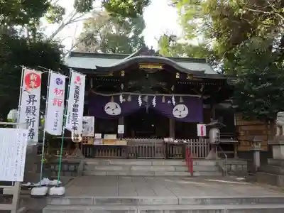 中目黒八幡神社の本殿・本堂
