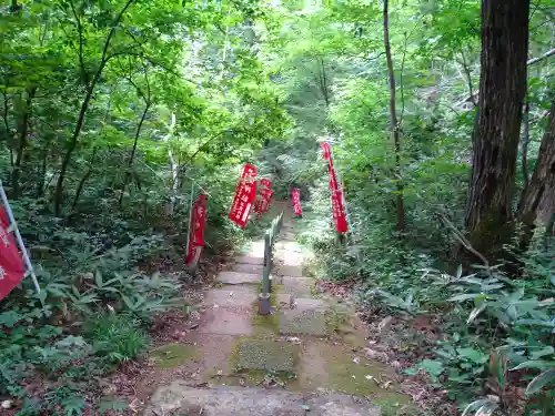 湯神社(彌彦神社末社)(新潟県)
