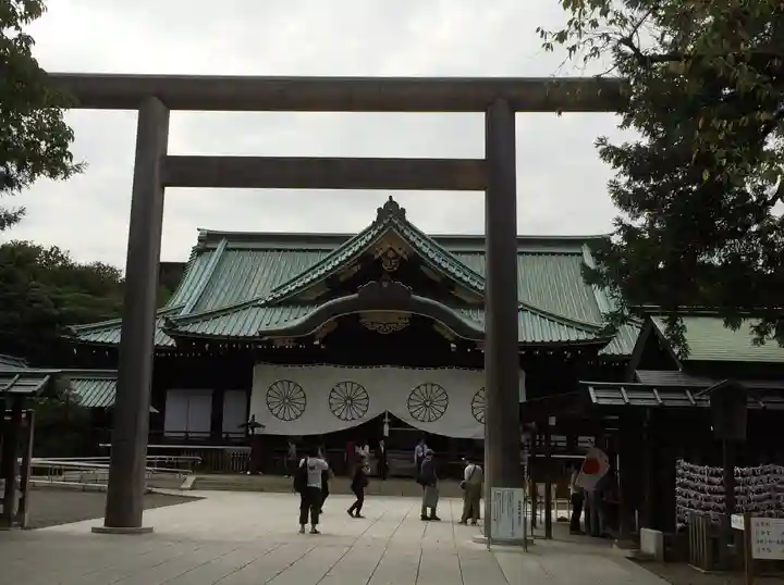 靖國神社の鳥居