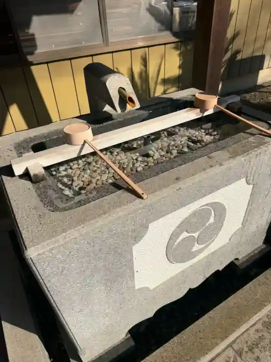 古宮神社の{uncategorized: "未分類", other: "その他", undefined: "問題あり", building: "その他建物", grave: "お墓", sacred_gate: "鳥居", guardian: "狛犬", statue: "像", buddha: "仏像", history: "歴史", nature: "自然", garden: "庭園", animal: "動物", pagoda: "塔", temizu: "手水舎", mountain_gate: "山門・神門", sanctuary: "本殿・本堂", subordinate: "末社・摂社", art: "芸術", scenery: "景色", jizo: "地蔵", ema: "絵馬", goshuin: "御朱印", omikuji: "おみくじ", items: "授与品その他", amulet: "お守り", goshuincho: "御朱印帳", eats: "食事", festival: "お祭り", votive_dance: "神楽", shichigosan: "七五三参", wedding: "結婚式", experience: "体験その他", initially: "初詣", around: "周辺", anti_infection: "感染症対策"}