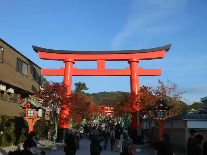 伏見稲荷大社(京都府)